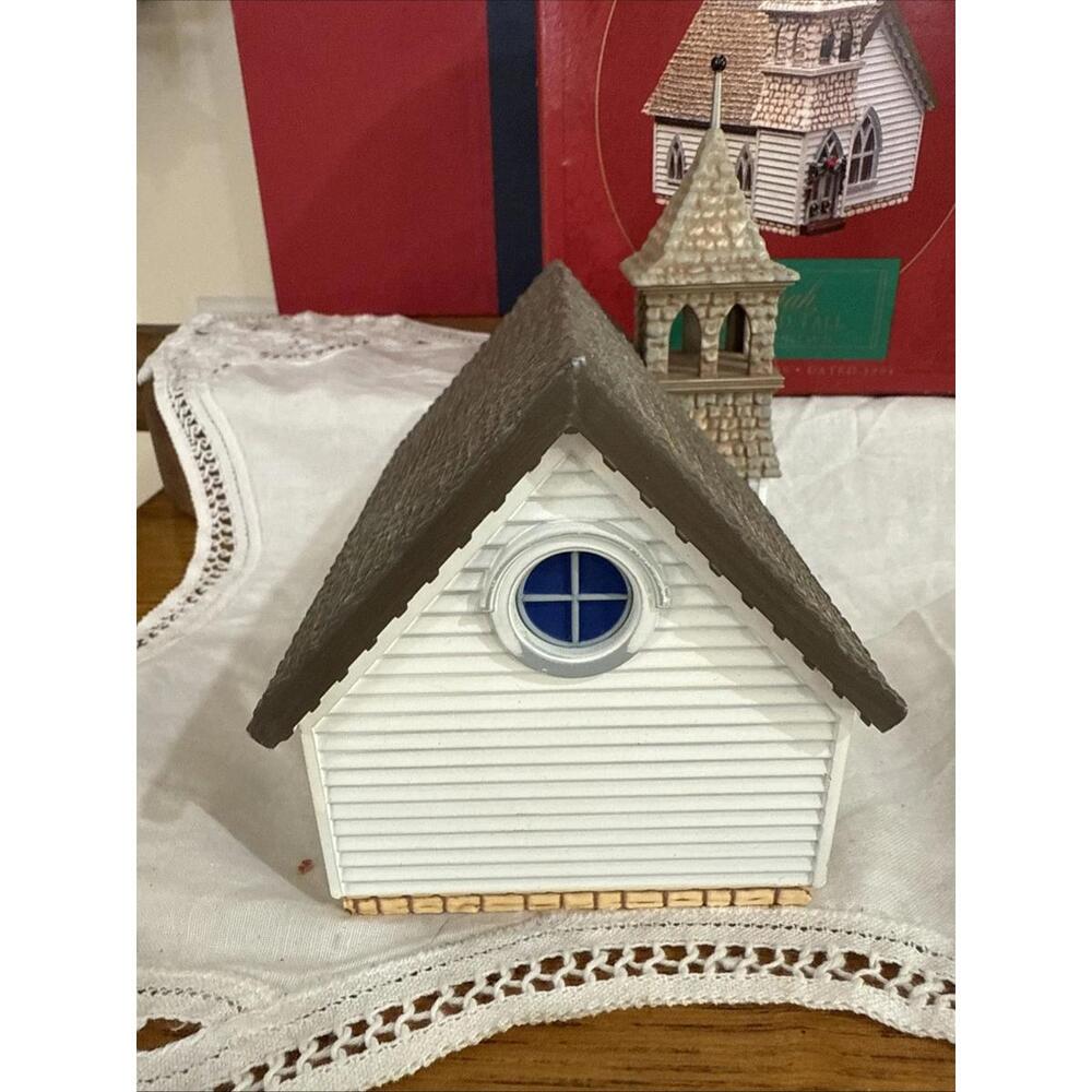 HO Scale Hallmark the country church Sarah Plain and Tall Collection 1994 - Picture 4 of 10